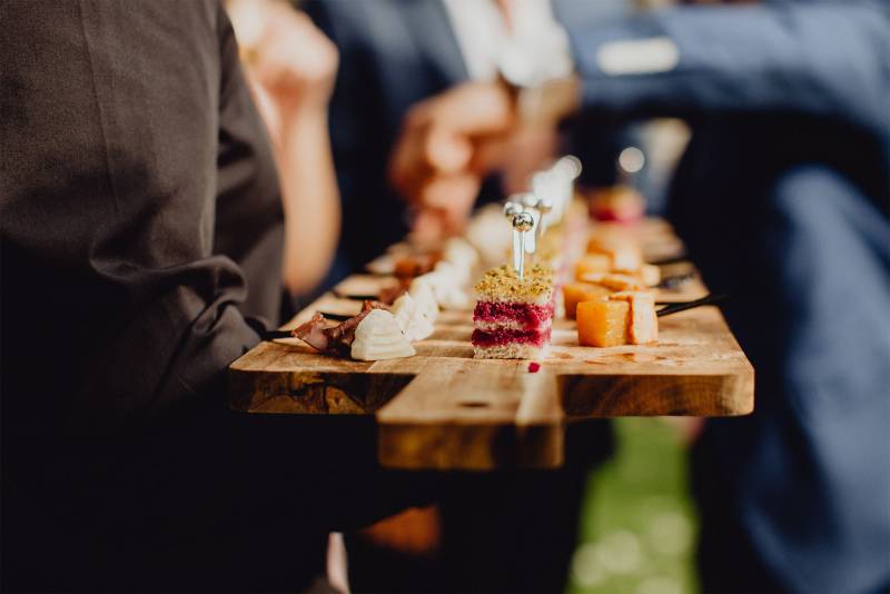 Saveurs Gourmandes votre service traiteur événementiel sur mesure pour les professionnels et les particuliers dans toutes les Bouches-du-Rhône