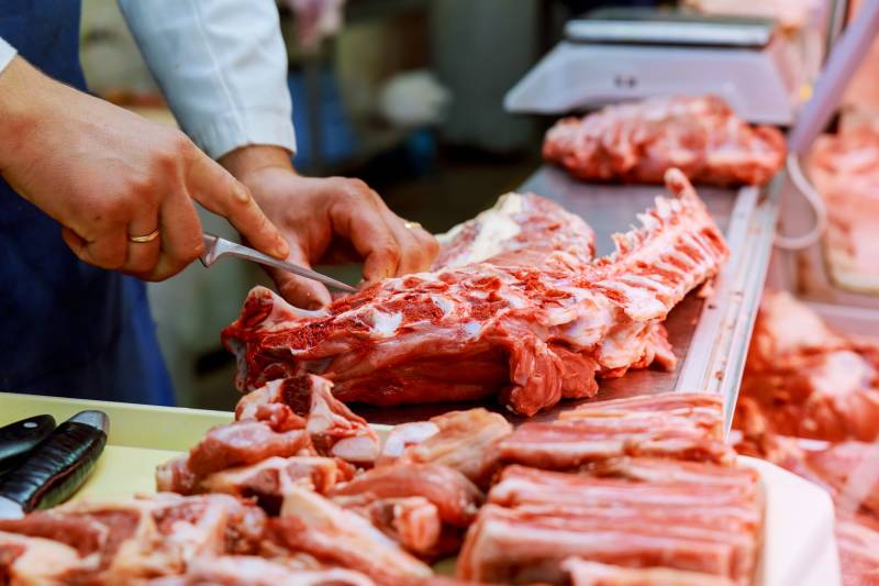 Viandes de qualité et spécialités artisanales au cœur de votre ville à Istres Boucherie Levival